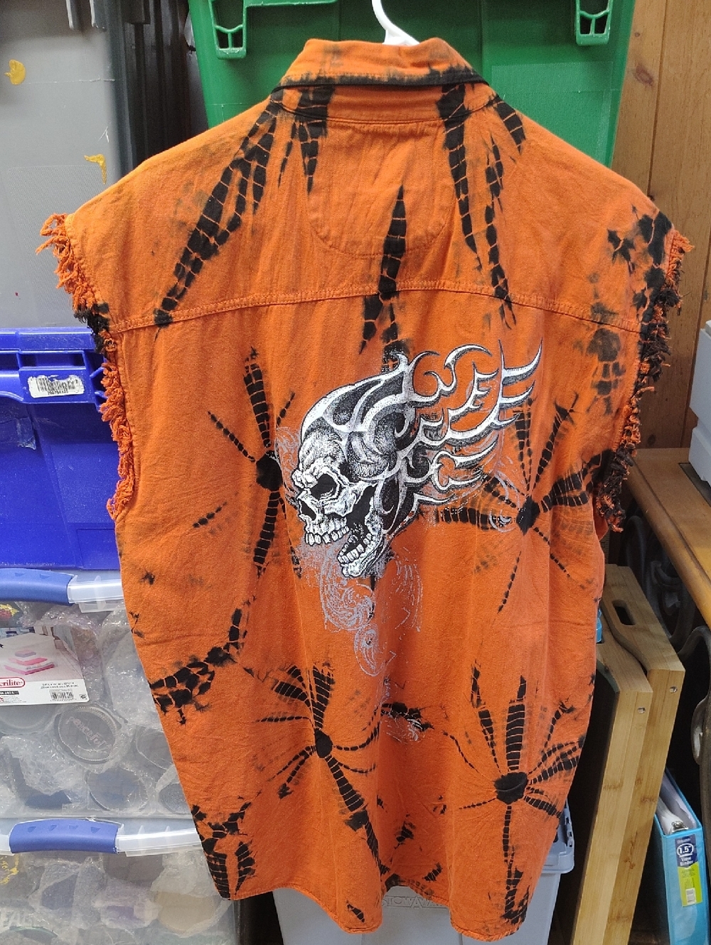 Bikerwear Sleeveless Graphic Shirt with Skull Flame Design